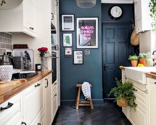 cream and navy kitchen color scheme