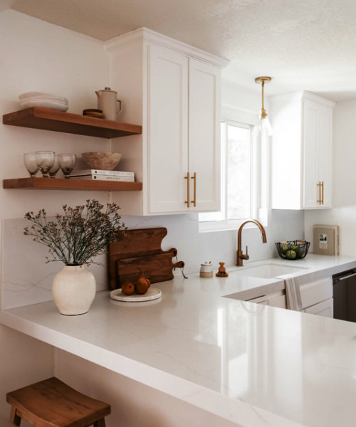 white kitchen color scheme