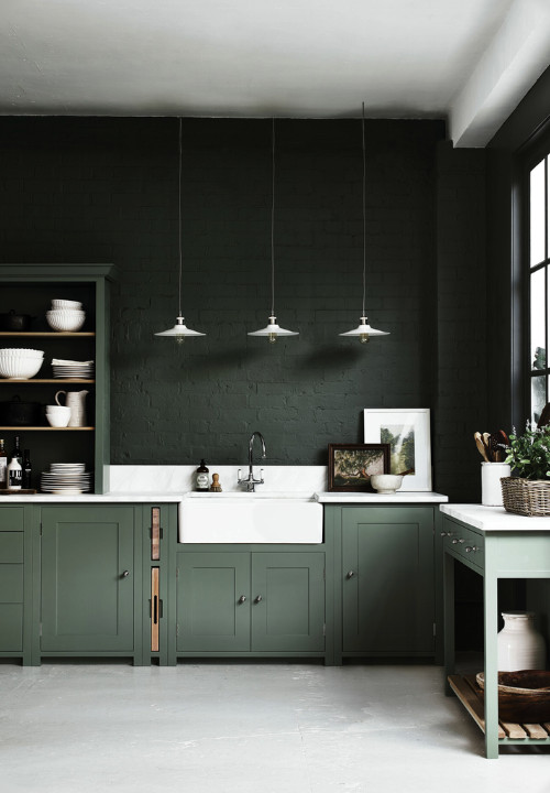 choose a dominant color for a monochromatic kitchen